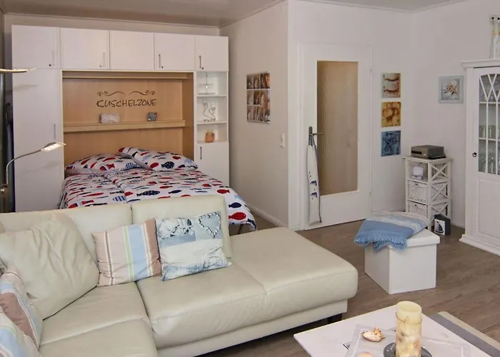 Sea View E&j Paul Comfortable Vacation Apartment Großenbrode